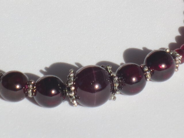 スターガーネット&ガーネット ブレスレット | iichi 日々の暮らしを