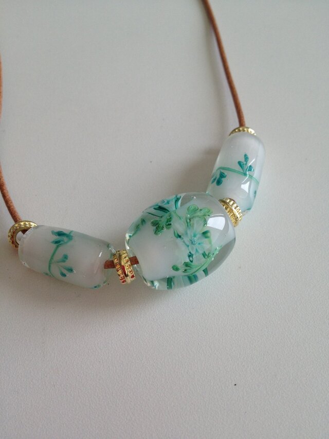 花玉・シトラスグリーン・皮ひも付