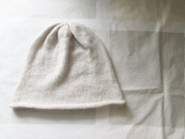 1点物 カシミア100%の縮絨ニットキャップ シルバーグレーの画像1枚目