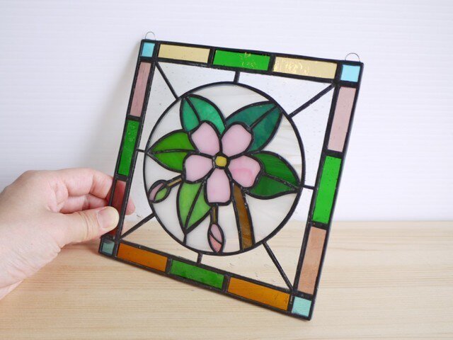 ステンドグラス ミニパネル 桜 15cm | iichi 日々の暮らしを心地よく