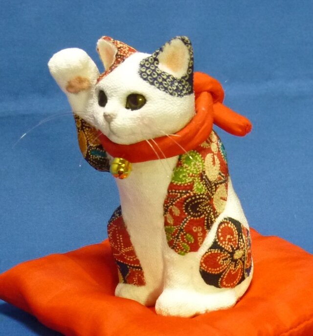 はんなり姫招き猫の画像1枚目