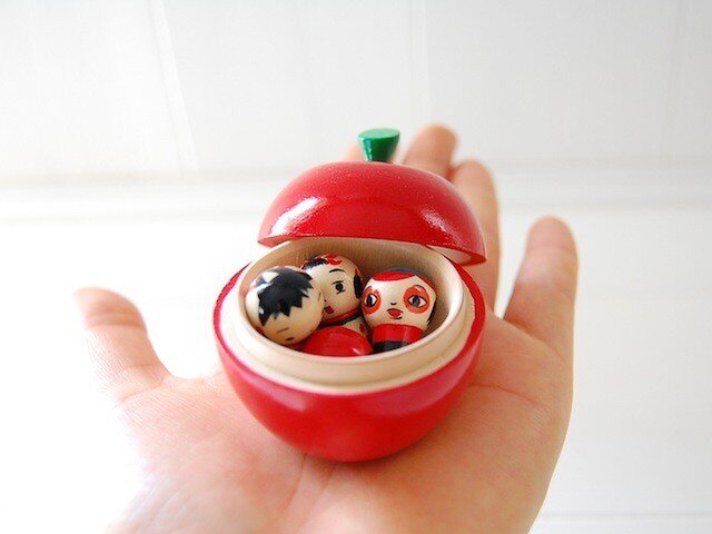 ○こけしちゃん in りんご○マトリョーシカ［4］ | iichi 日々の