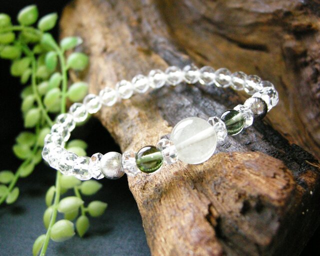 リビアングラス ＆ ギベオン隕石、高品質 モルダバイト 宇宙