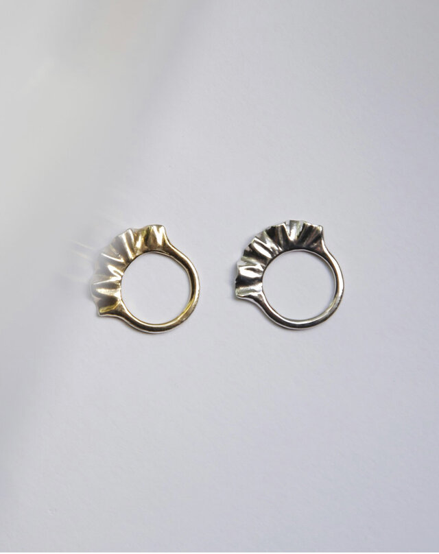 frill ring silverの画像1枚目