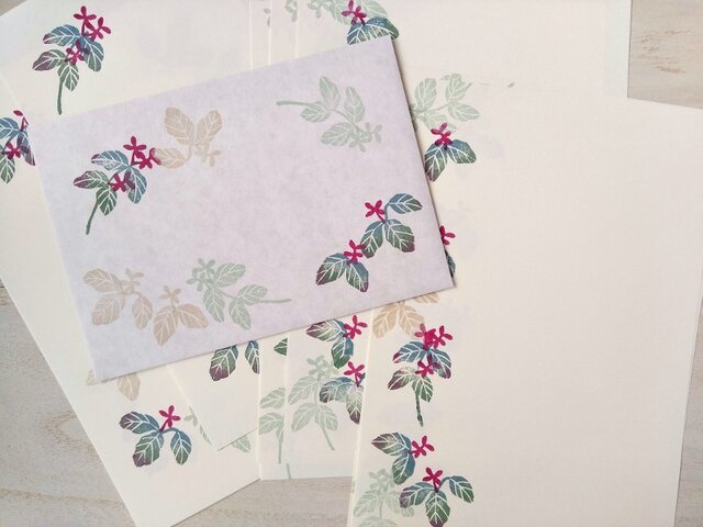 ◇受注作成◇消しゴム版画「レターセット(花水木)」の画像1枚目