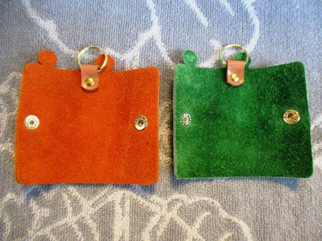 ペアセット】鍵1本・ちょっと突き出た革キーケース ミニ ゴールド