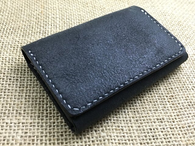 本革製の横マチの名刺入れ(牛ヌバック)の画像1枚目