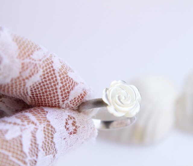 White Rose Silver950 Matte Ringの画像1枚目