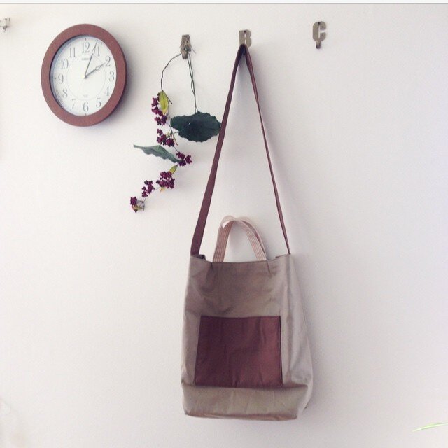 期間限定価格❤︎¥2899 ポケット付きトートbagの画像1枚目
