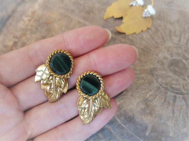 リーフピアス ヴィンテージグリーン vintage pierced earrings <PE