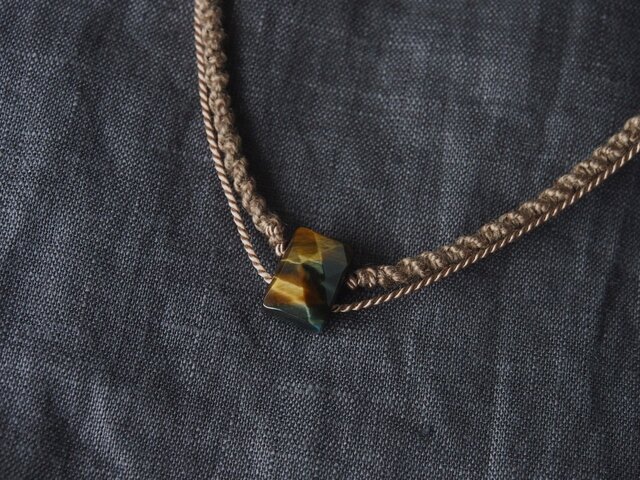 Tiger's eye Pendant(Brown-beige)の画像1枚目
