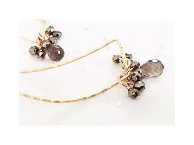 smokyquartz*pyrite*pierceの画像1枚目