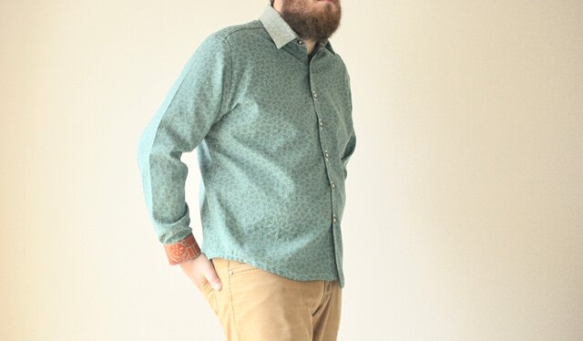 メンズBIGサイズ! 葉っぱの模様のGreen casual shirt (no.090)の画像1枚目