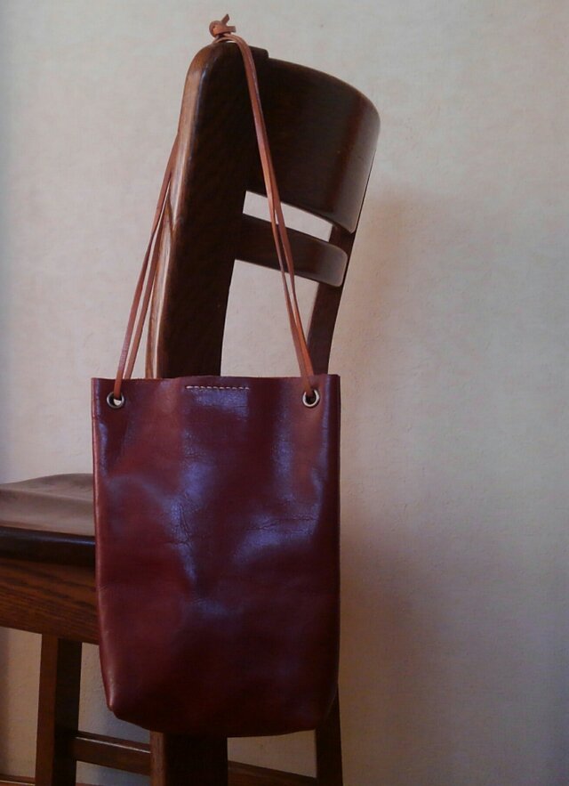 ダークブラウン　ショルダーバッグ