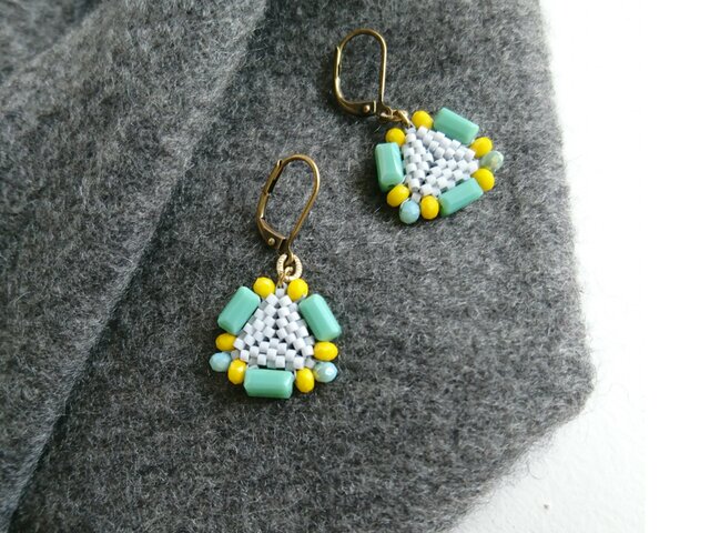 ♡ハンドメイド♡ビジューピアスイヤリング№930 ビジューピアス Neha ネーハ ピアス/イヤリング MAYGLOBE by Tribaluxe