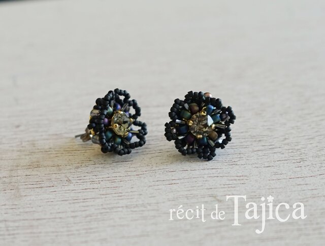 ドレスピアス フラワー<<黒>>の画像1枚目