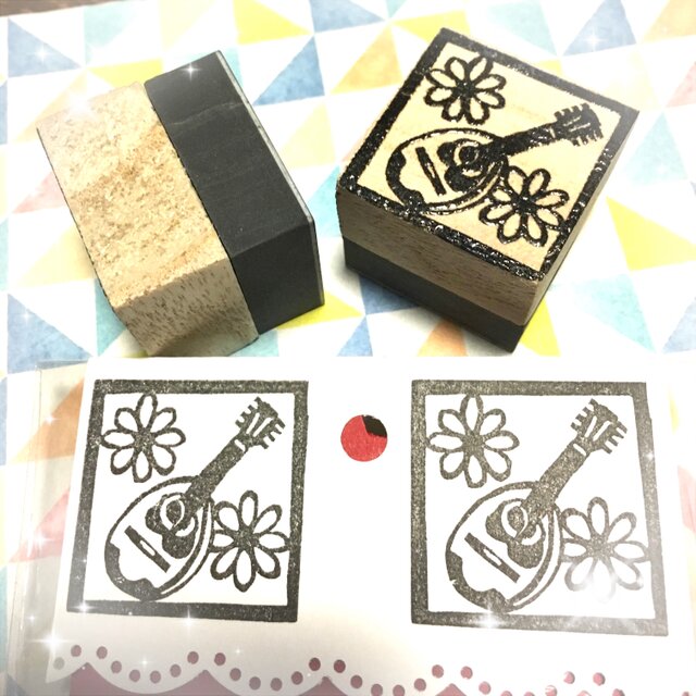 ♪楽器はんこ〓【マンドリン】3㎝四方 | iichi 日々の暮らしを心地よく