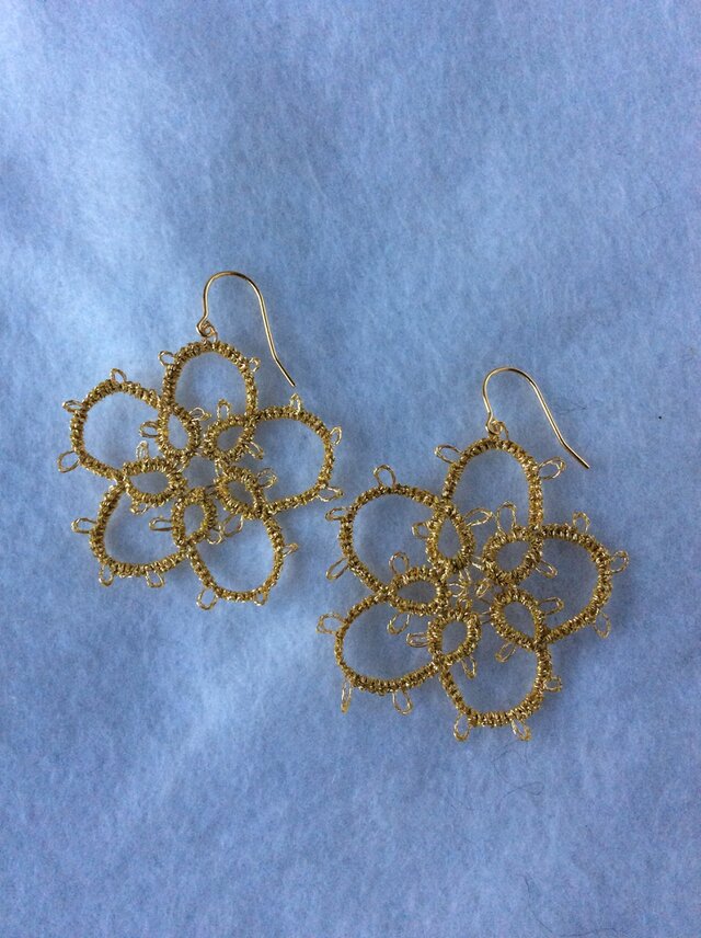 タティングレースピアス ゴールド