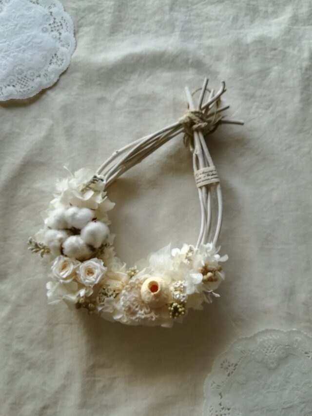 【送料無料】綿花の真っ白なオーバル wreath