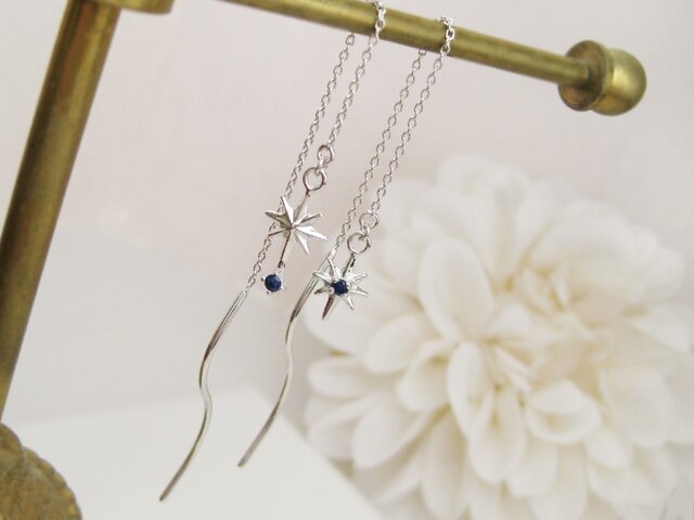 シルバースターピアス (サファイア)の画像1枚目