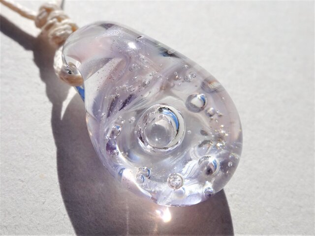 《Happy bubble ~mist》 プチペンダント ガラス とんぼ玉 ペンダントの画像1枚目