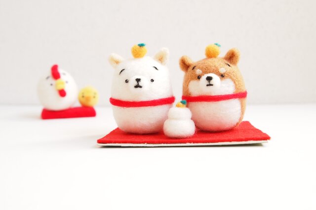 まゆ柴犬2匹正月お飾りセット 羊毛フェルト※受注製作の画像1枚目