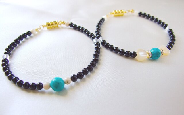 二人のお守りに✧‧˚ターコイズのペアブレスレット | iichi 日々の