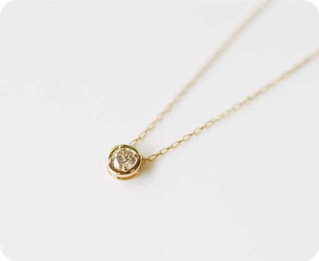 K18金 天然ダイヤモンドの一粒ベゼルネックレス 4月誕生石の画像1枚目