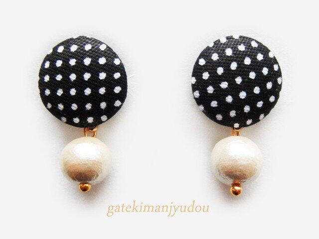 ドット×コットンパール◆チタンピアス【イヤリング変更可】の画像1枚目