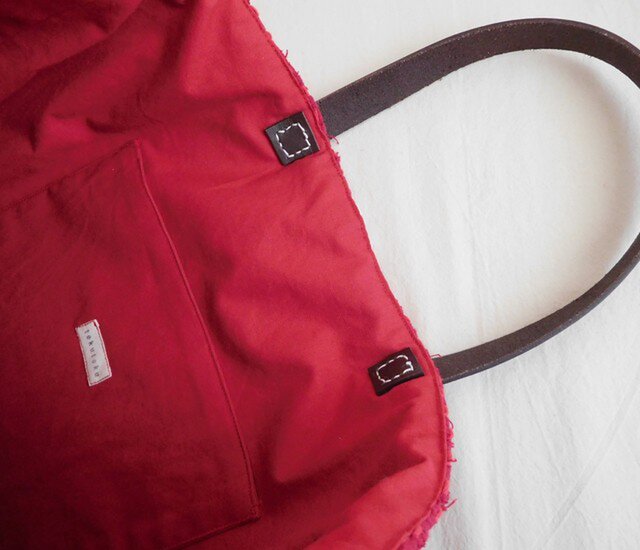 裂き織りバッグ 赤+白ライン | iichi 日々の暮らしを心地よく