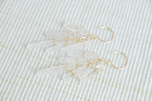 氷柱クリスタルのピアス（14kgf） | iichi 日々の暮らしを心地よく