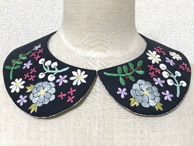 手刺繍の襟 手刺繍つけ襟（濃紺） | iichi 日々の暮らしを心地よくする