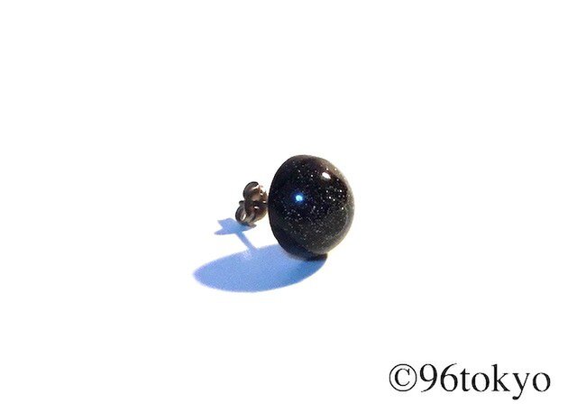 ピアス -ドーム オーロラ- (チタン)の画像1枚目