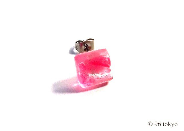 ピアス -スクエア pink- (サージカルステンレス)の画像1枚目