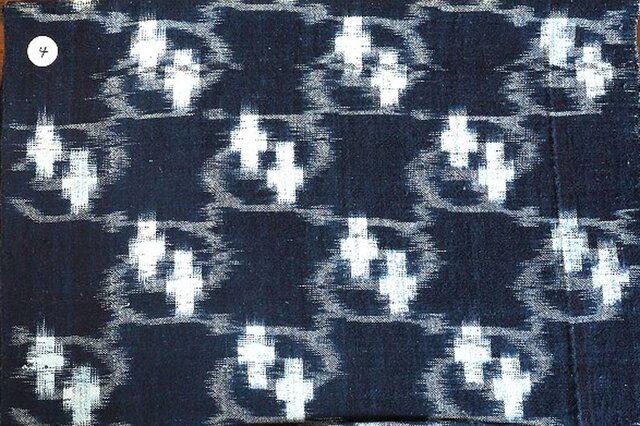 古い絵絣　ハギレ　人物文4点まとめて hp0022 絣木綿ハギレ04☆古布・古裂/筒描き/型染め/藍染