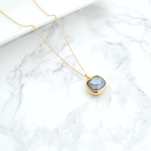 Swarovski(Dark Gray) Necklaceの画像1枚目