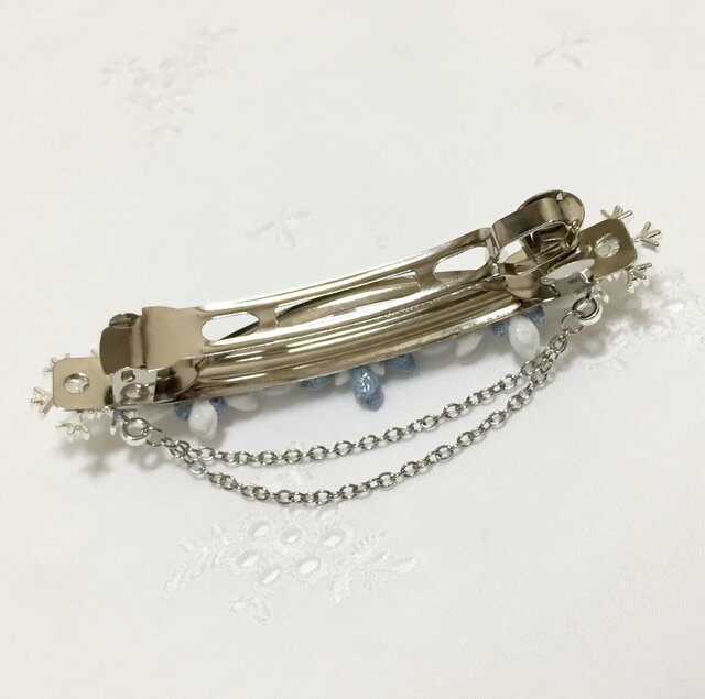 雪の花のバレッタ -凛花- （ つまみ細工＊受注制作 ） | iichi