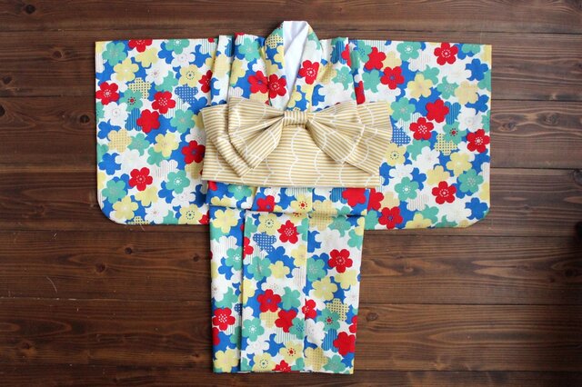 ◆カジュアル着物/カラフルさくら/90-110【受注生産】の画像1枚目