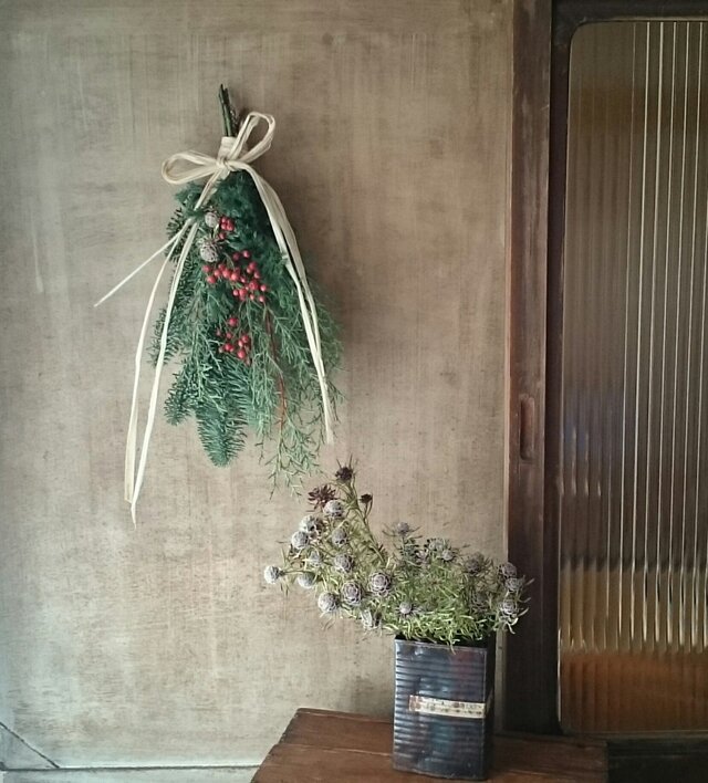 フレッシュグリーンのクリスマススワッグの画像1枚目