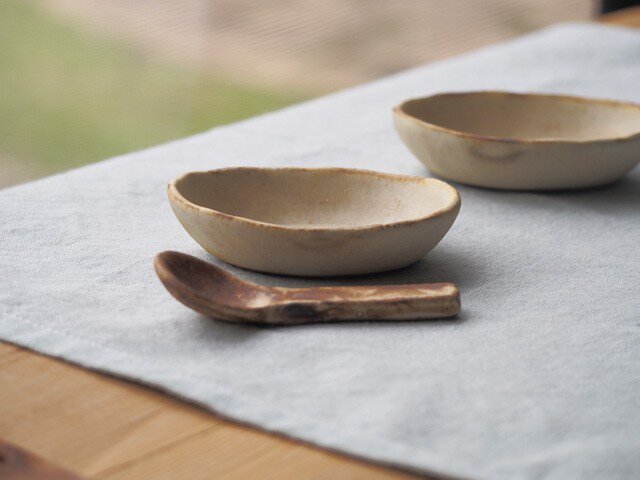 粉福(こふく)豆小皿-楕円-の画像1枚目