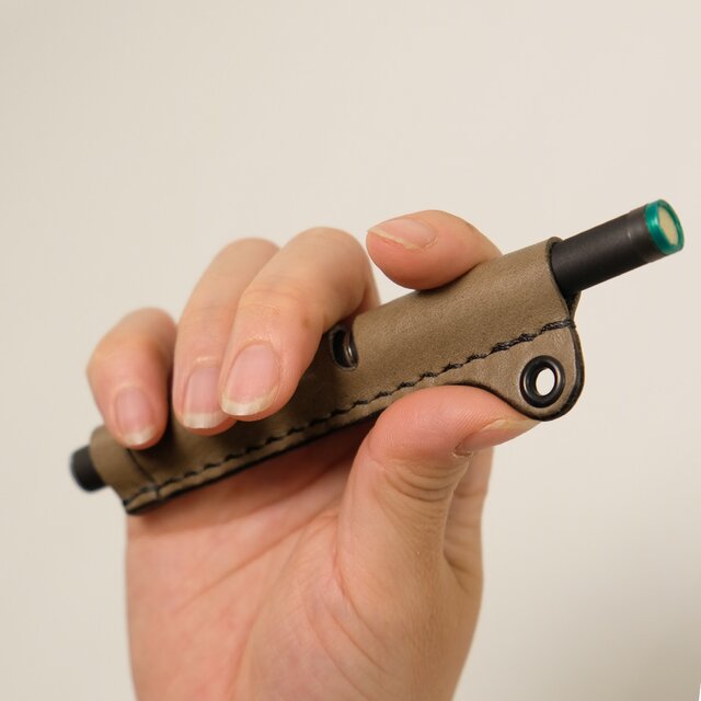 Ploom Tech専用スリーブ(ダールブラック鍍金仕様) /イタリア産高級レザー *受注製作の画像1枚目