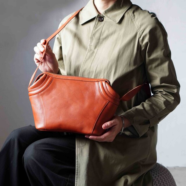 がま口風ショルダーバッグ・エストレーラシリーズ＃レンガ