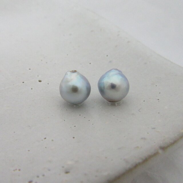 8mm♪ピアスに☆ あこや真珠ナチュラルブルーバロック8mm 両穴ルース2Pセット 08-37NB2の画像1枚目