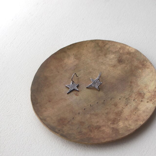 シルバーピアス ホシの画像1枚目