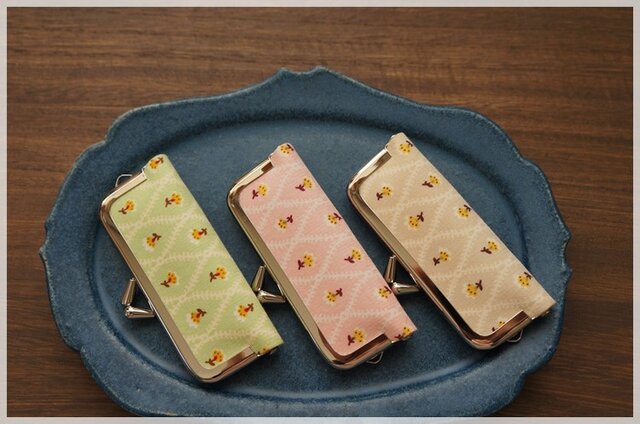 ■がま口印鑑ケース / 小さな花■の画像1枚目
