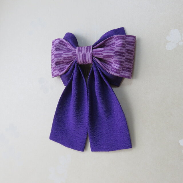 髪飾り 縮緬 Wリボン はいからさん( 矢絣×紫)<大>より横幅のみ約