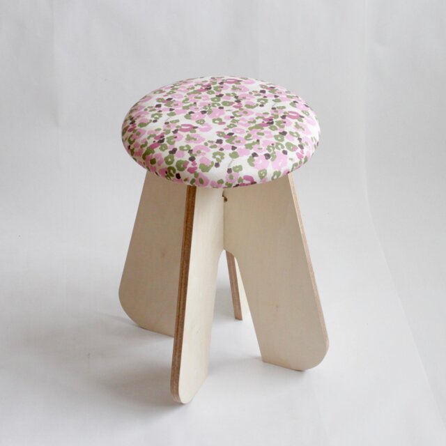 DIY CAMP STOOL(小花柄)の画像1枚目