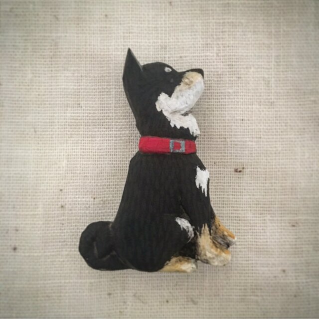 ブローチ 柴犬 (ボックス付き)の画像1枚目