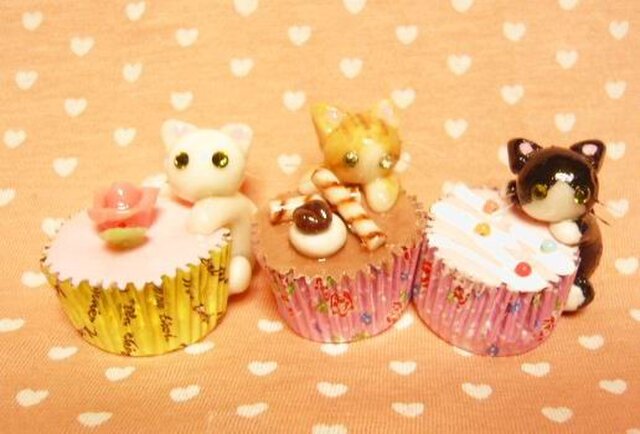 にゃんこのしっぽ○なかよしにゃんこ○カップチョコマグネット3の画像1枚目