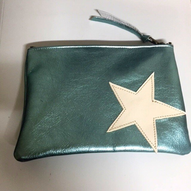 山羊革、星のアップリケポーチ・メタリックグリーン
